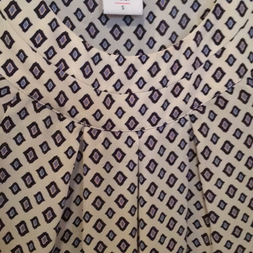 Cabi shell - Picture 3 of 3
